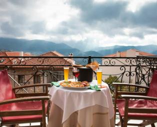 Arahova Inn