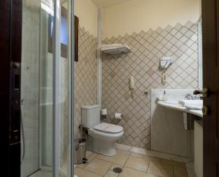 Έρωχος Suites Hotel