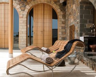 Kinsterna Hotel: Ένα ξενοδοχείο-προορισμός στη Μονεμβασιά