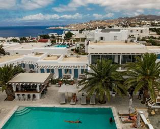 Petinaros Hotel: Χαλάρωση και άνεση στην καρδιά της Μυκόνου