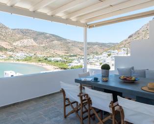 Sifnos House