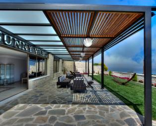 Sunny Villas Resort & Spa