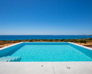 Aros Luxury Villas: Ένα διαμάντι φιλοξενίας στην Κάρπαθο