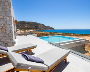 Aros Luxury Villas: Ένα διαμάντι φιλοξενίας στην Κάρπαθο