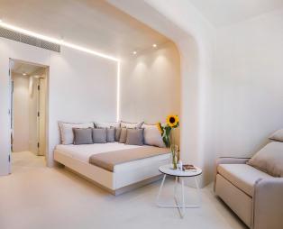 Cocoοns Luxury Suites & Villas