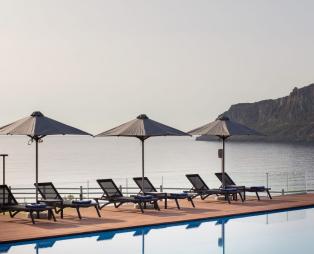 Alkinoi Resort & Spa: Μαγευτική διαμονή με θέα τον βράχο της Μονεμβασιάς