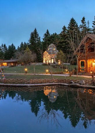 All Seasons Paradise: Διακοπές στο παραμυθένιο σκηνικό του Μαινάλου