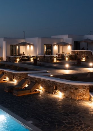 Thronos Suites: Μια γαλήνια όαση στην Άνω Μερά της Μυκόνου