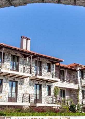 Dimitra’s Resort