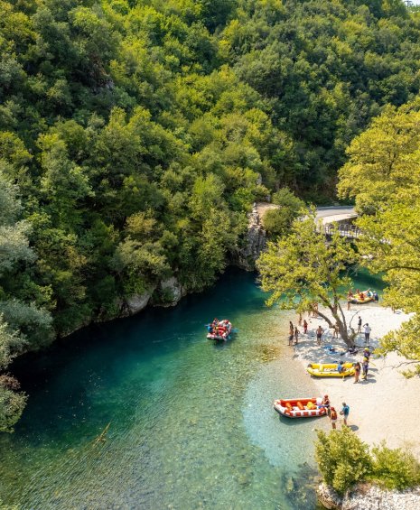 4 ποτάμια στην Ελλάδα για εναλλακτικές καλοκαιρινές εκδρομές