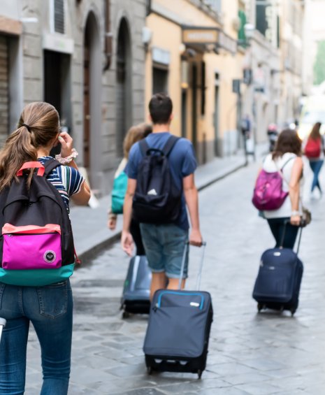 6 λάθη που κάνoυμε για να γλιτώσουμε χρήματα στα ταξίδια και τελικά μας κοστίζουν περισσότερο