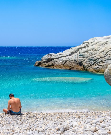 Ικαρία: Οι ωραιότερες εμπειρίες στο νησί των πανηγυριών και της μακροζωίας
