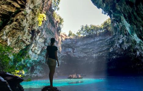 Οι 10 ωραιότερες λίμνες του κόσμου - Ανάμεσά τους και μία ελληνική