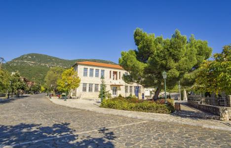 Ορεινή Πελοπόννησος: 6 χαμηλών τόνων χωριά για το Σαββατοκύριακο