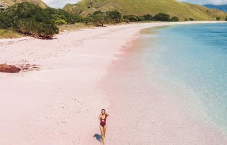 Οι 12 ωραιότερες πολύχρωμες παραλίες του κόσμου - Ανάμεσά τους και δύο ελληνικές