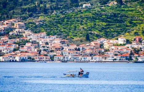 Τρεις ιδανικοί προορισμοί για τριήμερο, μια ανάσα από την Αθήνα