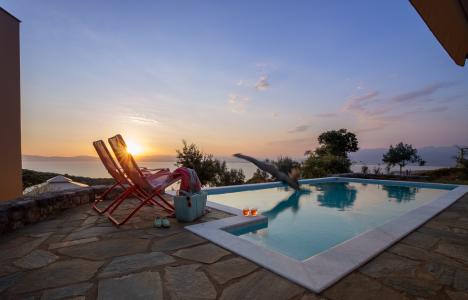 Searocks Villas Exclusive Resort: Ανακαλύψτε τον ιδιωτικό σας παράδεισο στη Μάνη