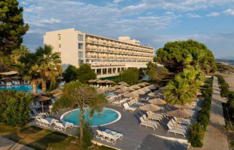 Ninos Grand Beach Resort: Ζήστε αξέχαστες οικογενειακές διακοπές στην Πρέβεζα