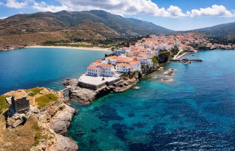 Διακοπές στην Άνδρο: Εξερευνώντας το αρχοντικό νησί των Κυκλάδων