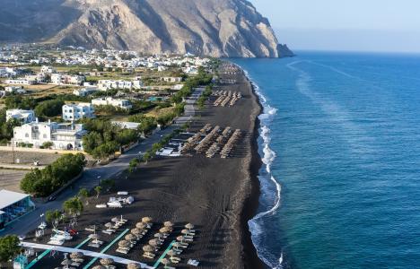 Οι ωραιότερες παραλίες της Σαντορίνης