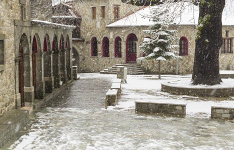 10 υπέροχοι προορισμοί για χριστουγεννιάτικες διακοπές στην Ελλάδα