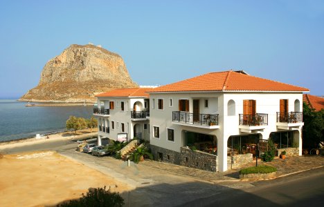 Pramataris Hotel