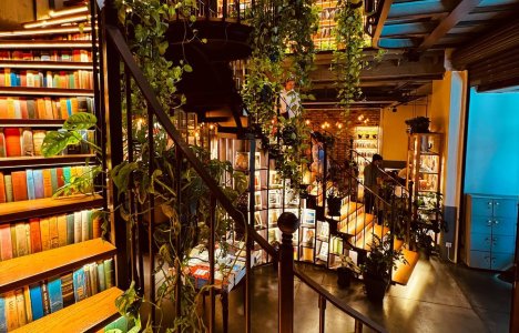 Αυτό είναι το πιο όμορφο βιβλιοπωλείο-καφέ στον κόσμο