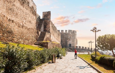 Η ελληνική πόλη που αποτελεί κορυφαίο φθινοπωρινό προορισμό σύμφωνα με τους Financial Times