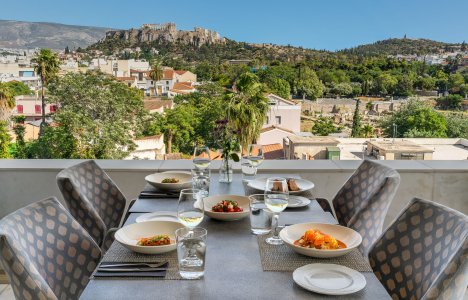 Γιορτάστε τον Άγιο Βαλεντίνο στα Athenaeum Hotels