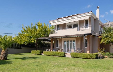 Nostalgia Seaview House: Απόδραση με θέα στην Ανάβυσσο