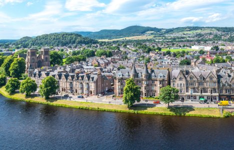 Ινβερνές: Ταξιδέψαμε στην πόλη που βρίσκεται κοντά στη θρυλική λίμνη Λοχ Νες