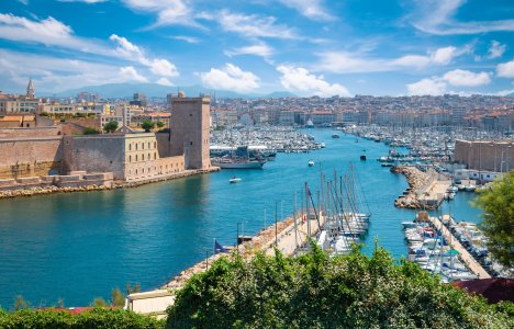 Μασσαλία: Το «αμαρτωλό» λιμάνι που μεταμορφώθηκε σε προορισμό τεσσάρων εποχών