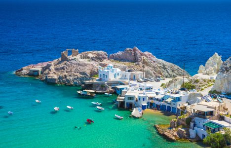 Μήλος: Το νησί των χρωμάτων και των αντιθέσεων