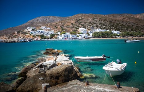 Σίκινος: Το ιδανικό νησί για ήρεμες διακοπές στις Κυκλάδες
