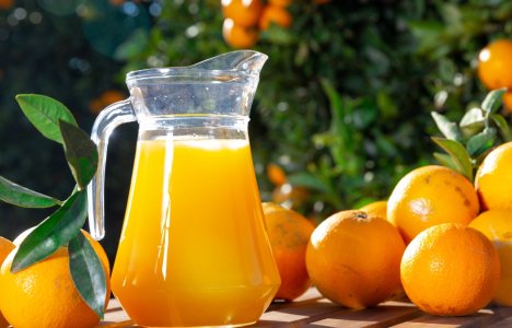 Πόσο σημαντική είναι τελικά η κατανάλωση χυμών το καλοκαίρι;