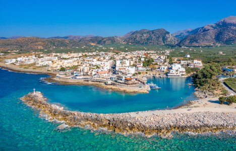 Σίσι Λασιθίου: Ένας παραθαλάσσιος παράδεισος στην ανατολική Κρήτη