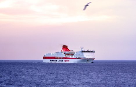 MINOAN LINES: Ταξιδεύουμε στη Μήλο με εκπτώσεις έως 50%