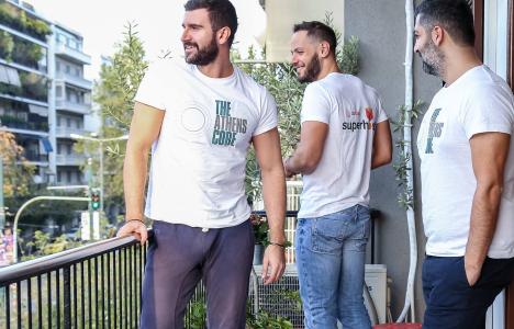 Αυξάνεται η μόδα του Airbnb στην Ελλάδα: Ο Πάνος, ο Στάθης και ο Φώτης μας απαντούν σε όλες μας τις απορίες (pics)