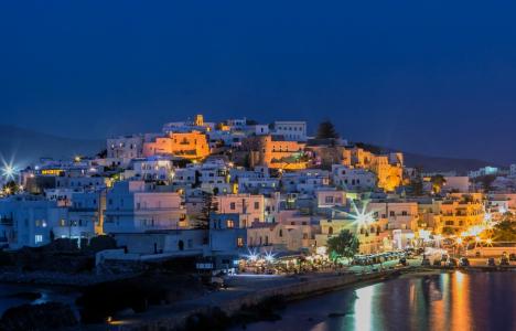 Γιατί η Νάξος θα γίνει φέτος ο δημοφιλέστερος προορισμός των Κυκλάδων