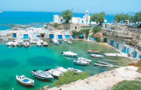 Forbes: Η Μήλος στα 6 καλύτερα μέρη για το καλοκαίρι 2017 (pics)