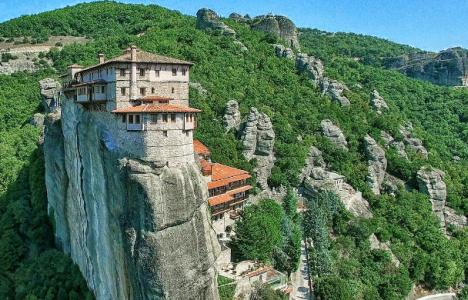 Μετέωρα: Το μέρος που κόβει την ανάσα και υμνούν όλοι στον κόσμο! (pics)