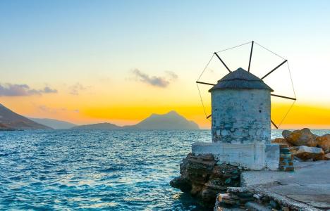 Γνωρίστε τους 600 ανεμόμυλους του Αιγαίου
