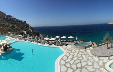 6 ελληνικά resorts στα 25 καλύτερα της Ευρώπης