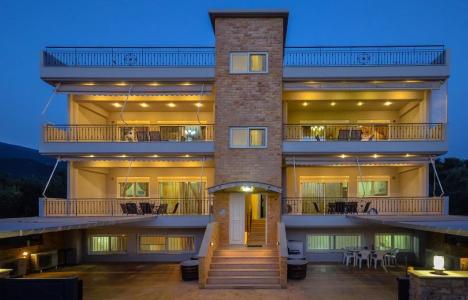 Paliochora Apartments