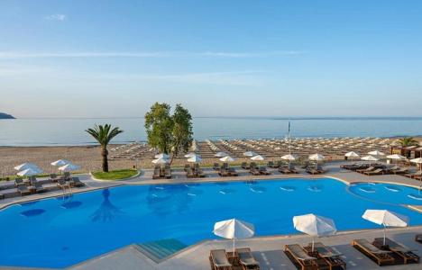 Pilot Beach Resort: Βυθιστείτε σε ένα κόσμο κρητικής γοητείας