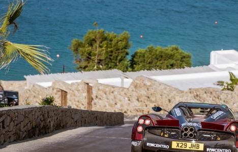 Τα Myconian Collection Hotels & Resorts φιλοξένησαν το «Gumball 3000», το πιο πολυτελές event στον κόσμο του αυτοκινήτου