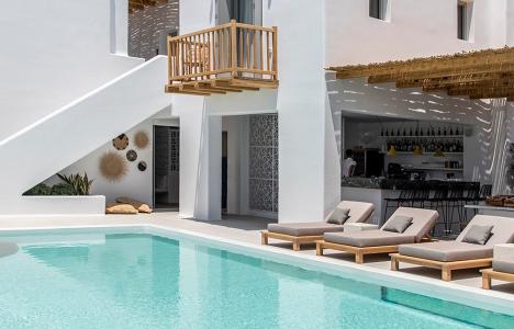 Adorno Beach Hotel & Suites: Οι διακοπές που ονειρευόμαστε αυτό το καλοκαίρι