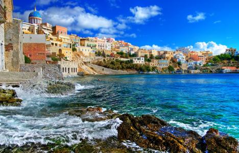 Σύρος: Η αρχοντική καρδιά των Κυκλάδων