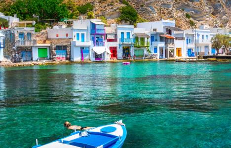 Conde Nast Traveller: 12 γραφικοί οικισμοί στα ελληνικά νησιά που πρέπει να επισκεφθείς