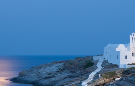 Ένα ελληνικό νησί ανάμεσα στους πιο ονειρικούς προορισμούς του κόσμου